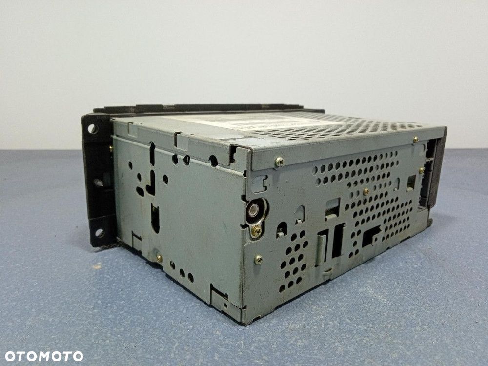 CHRYSLER VOYAGER IV LIFT 04- RADIO FABRYCZNE OEM P05091601AE - 3