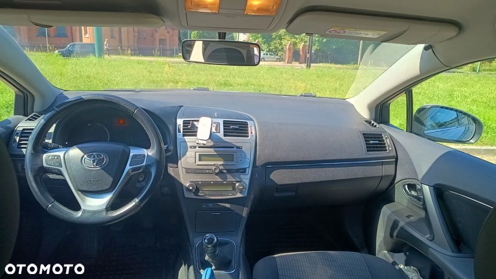Toyota Avensis 2.0 D-4D Active - 14
