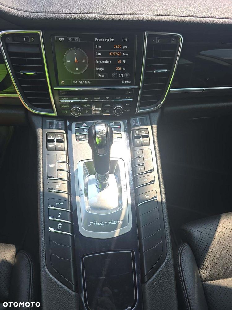 Porsche Panamera S PDK - 9