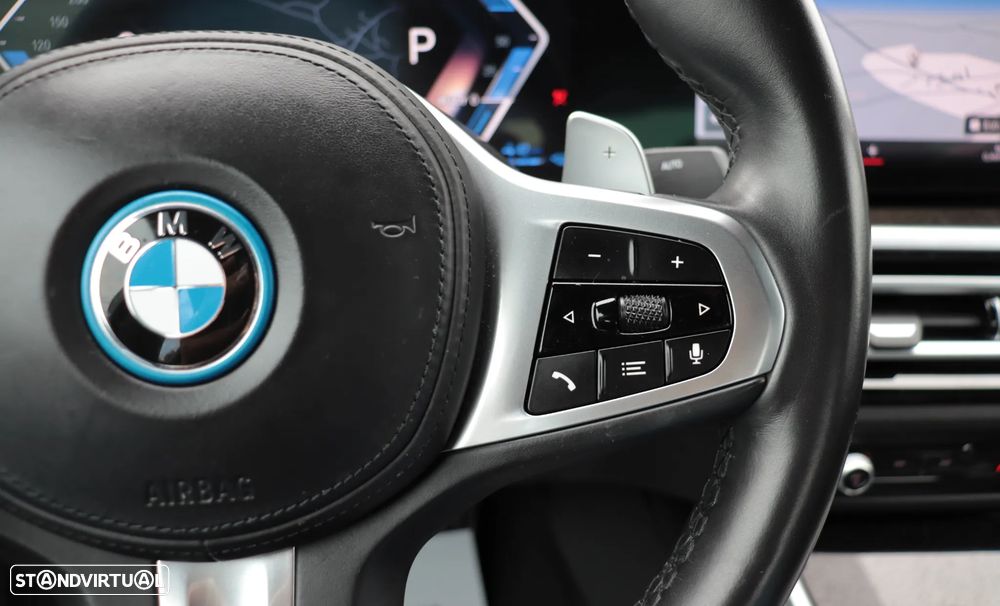 BMW 320 e Pack M Auto — fotografia 30