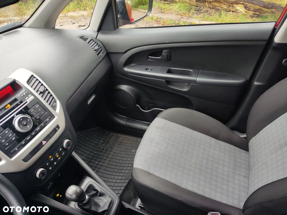 Kia Venga 1.4 M - 16