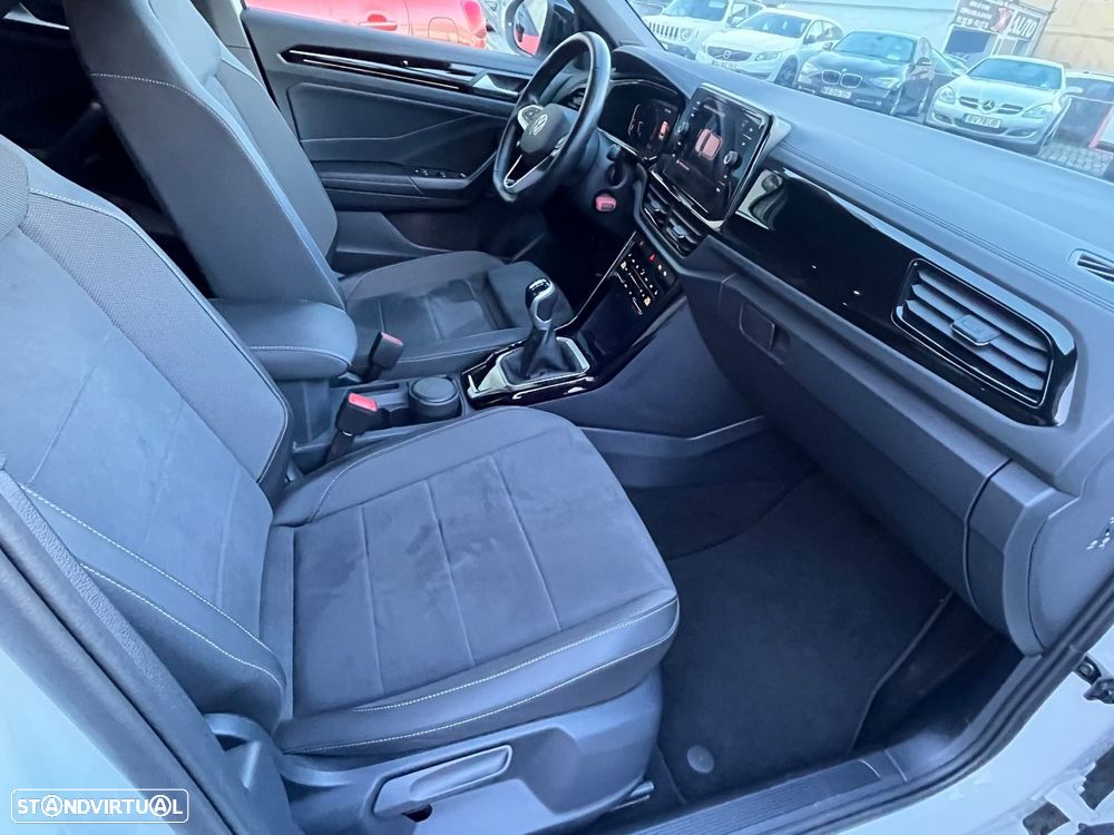 VW T-Roc 1.0 TSI Black Style - 17