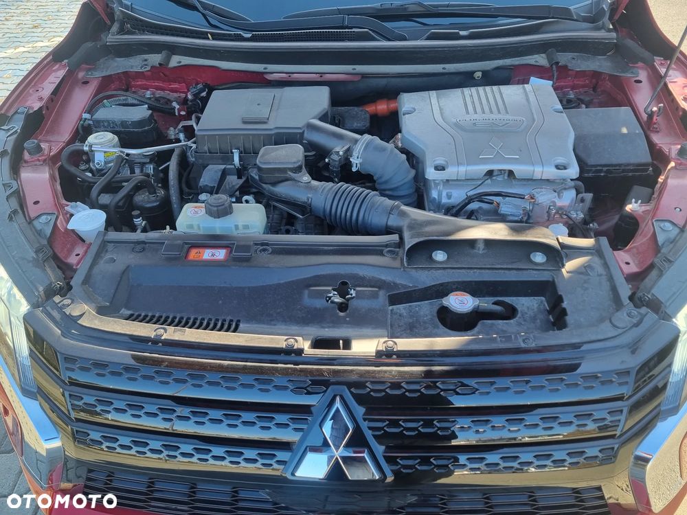 Mitsubishi Eclipse Cross - 24