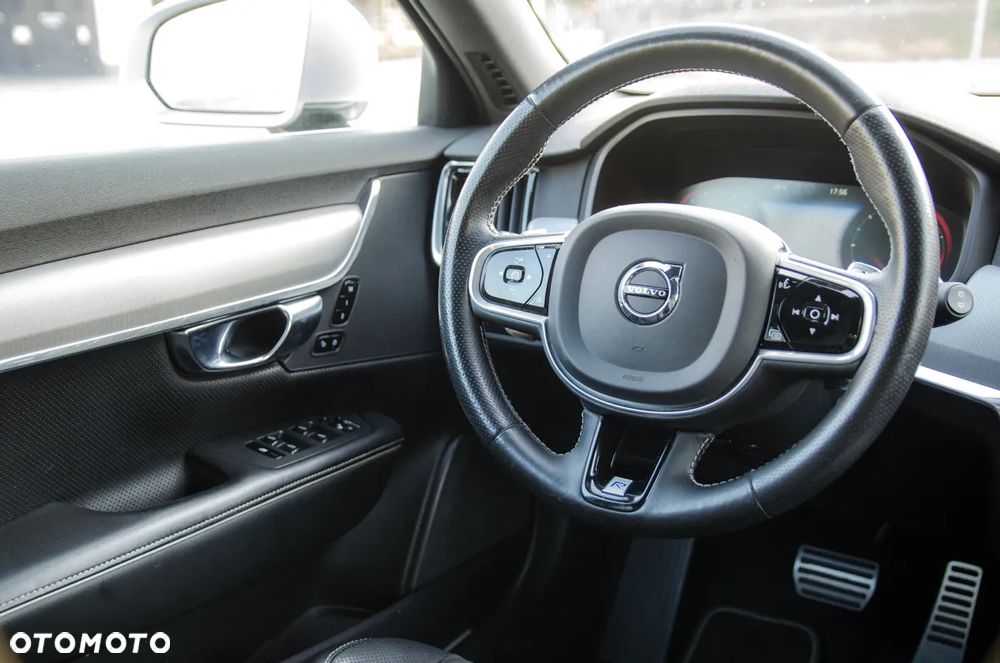 Volvo V90 D4 Geartronic R Design - 19
