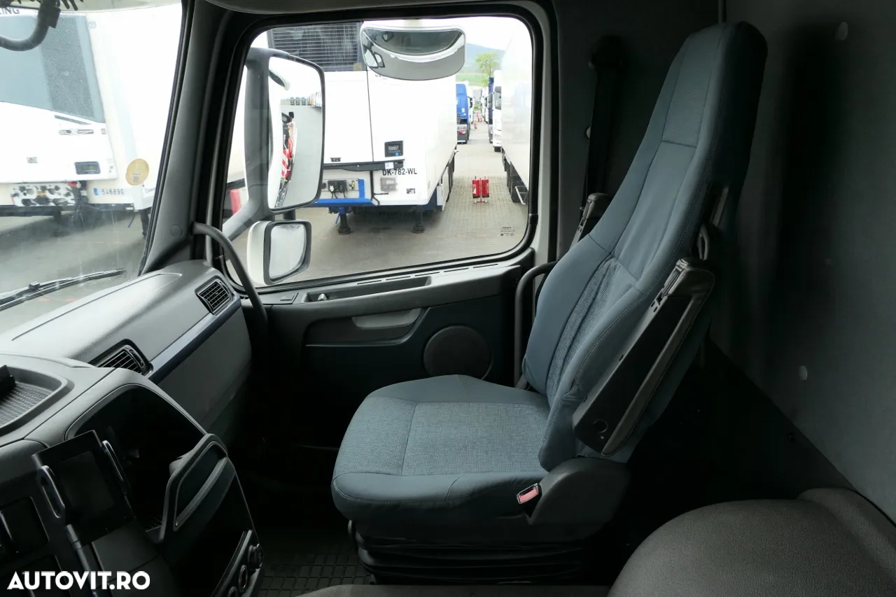 Volvo FH 460 / 8X4 / PLATFORMA + HDS FASSI F455 / 17 M RAZA / CAPACITATE MAX 13,5 T / RADIO CONTROL - 29