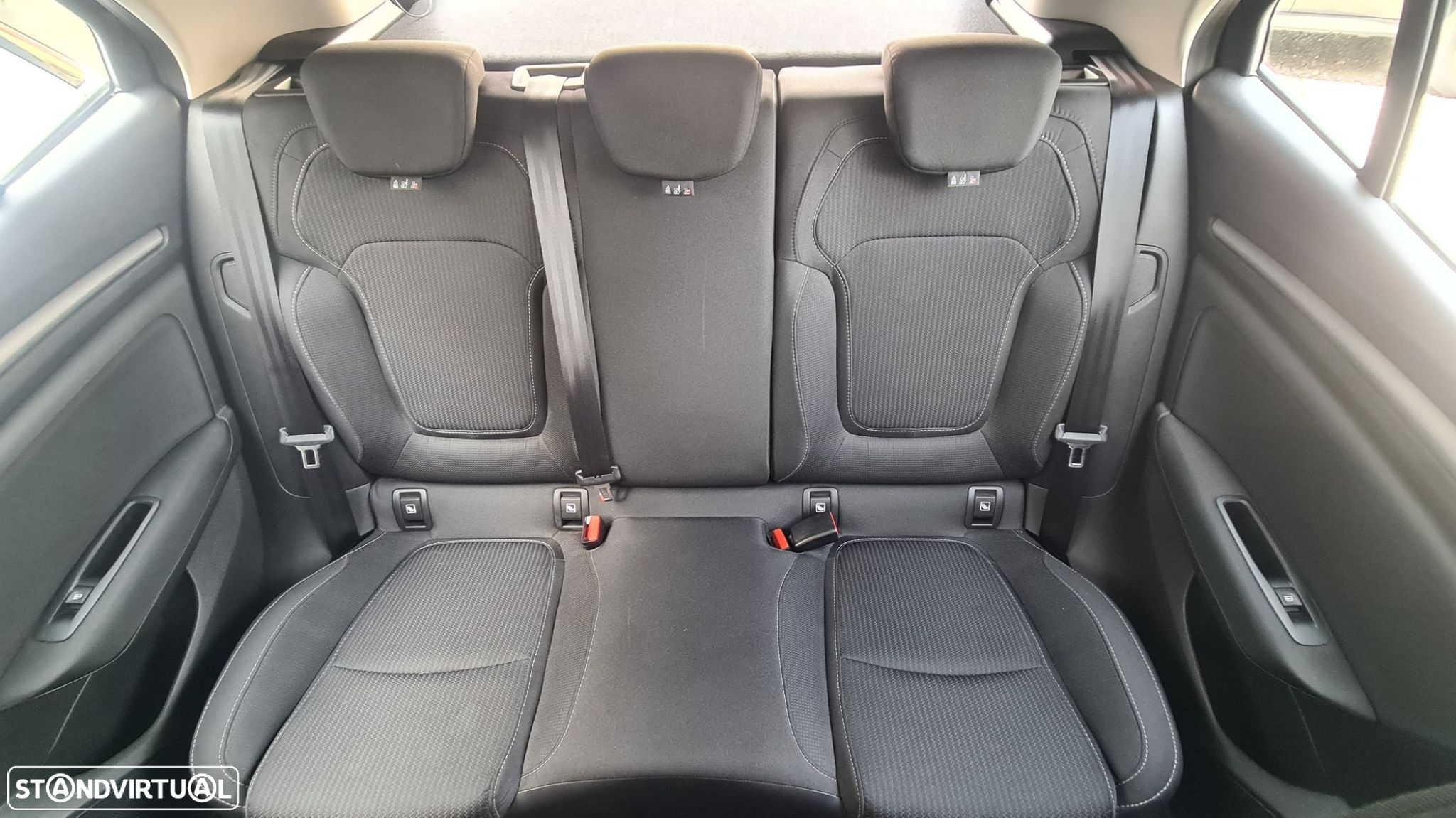 Renault Mégane 1.5 Blue dCi Intens EDC - 43