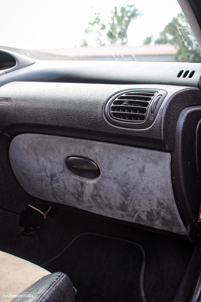 Peugeot 206 1.6 GTi - 10