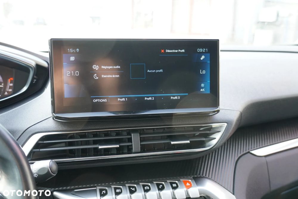 Peugeot 3008 1.5 BlueHDi Allure Pack S&S EAT8 - 15