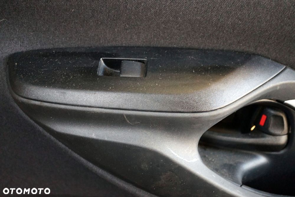 BOCZEK TAPICERKA DRZWI PRAWY PRZÓD YARIS CROSS 67610-0DP20-C3 TOYOTA 2020- - 9