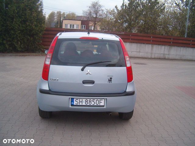Mitsubishi Colt - 6