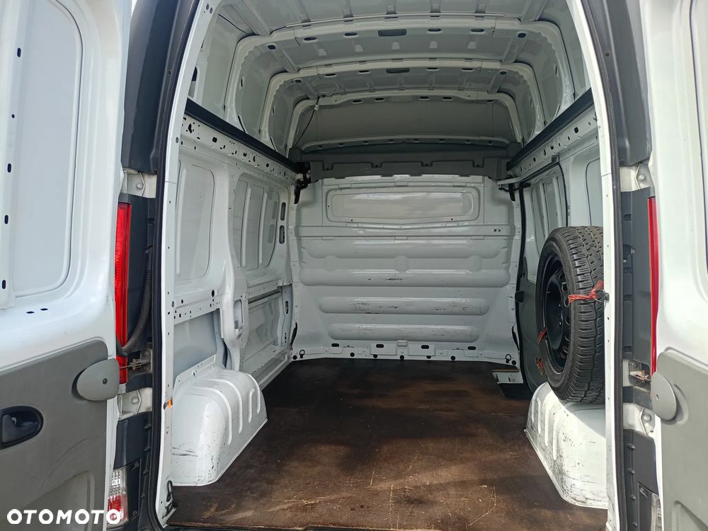 Renault Trafic - 7