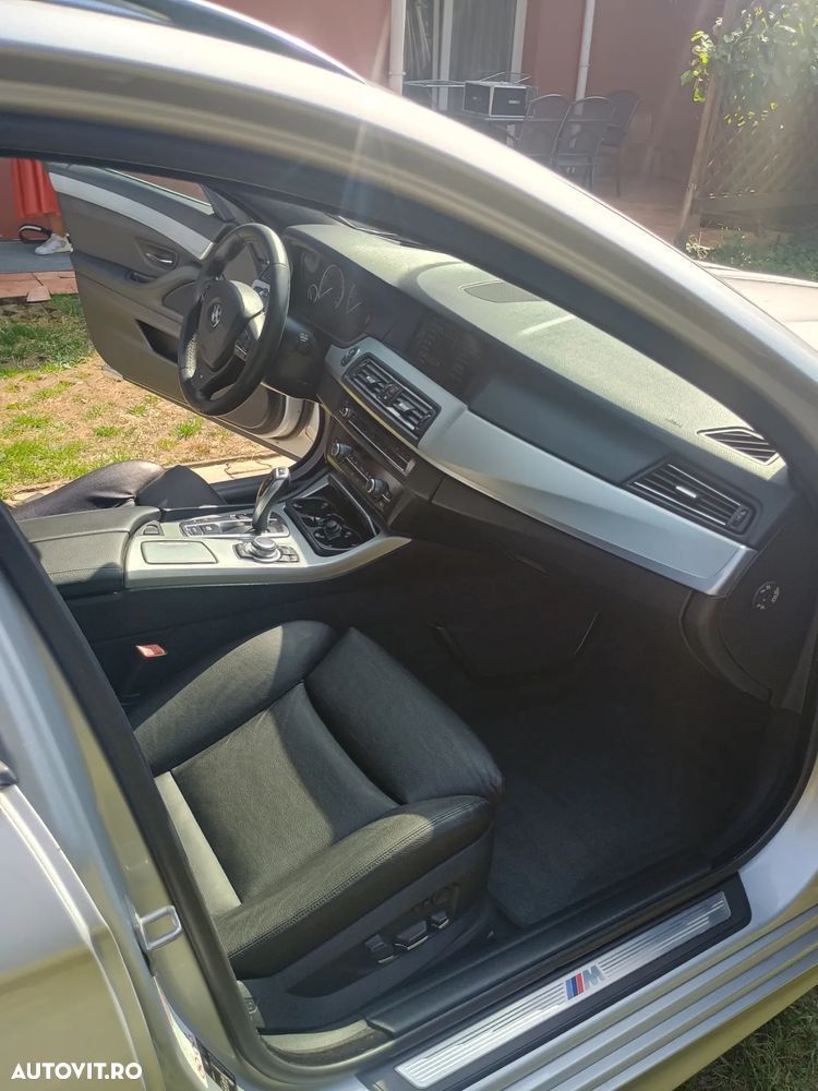 BMW Seria 5 530d xDrive - 9