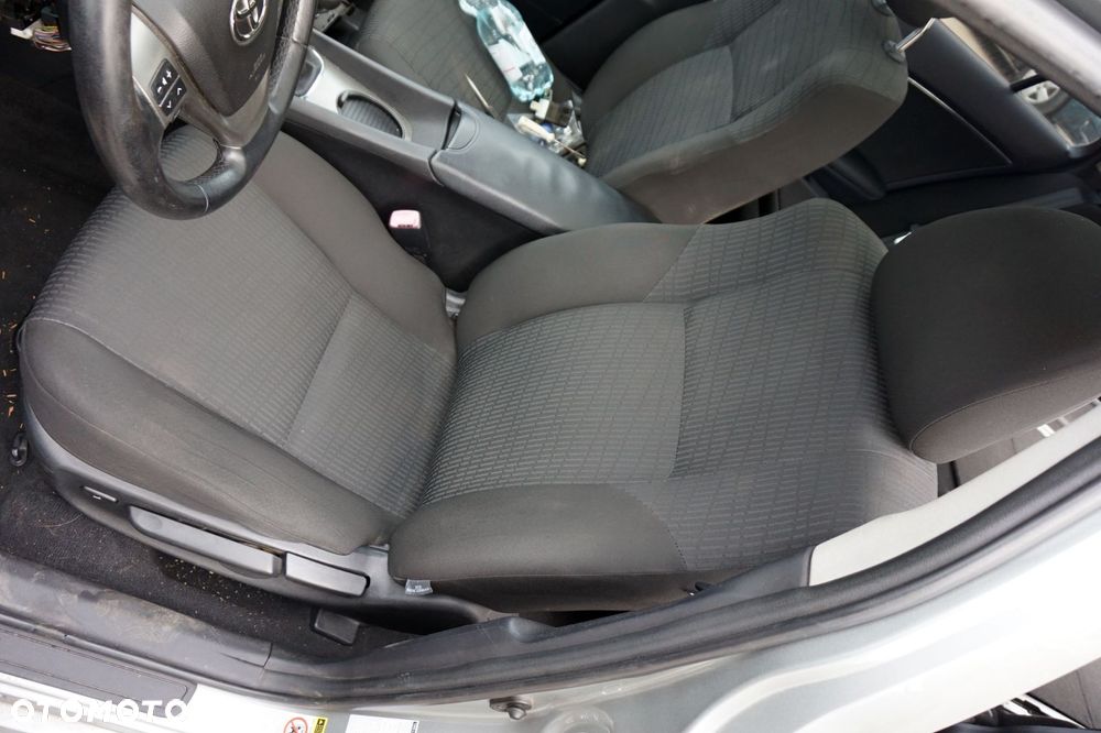 TOYOTA AVENSIS III T27 PH1 KOMBI 2010 1G6 2.2 D4D 2AD-FTV 150KM EA63 SZARY na części - 11