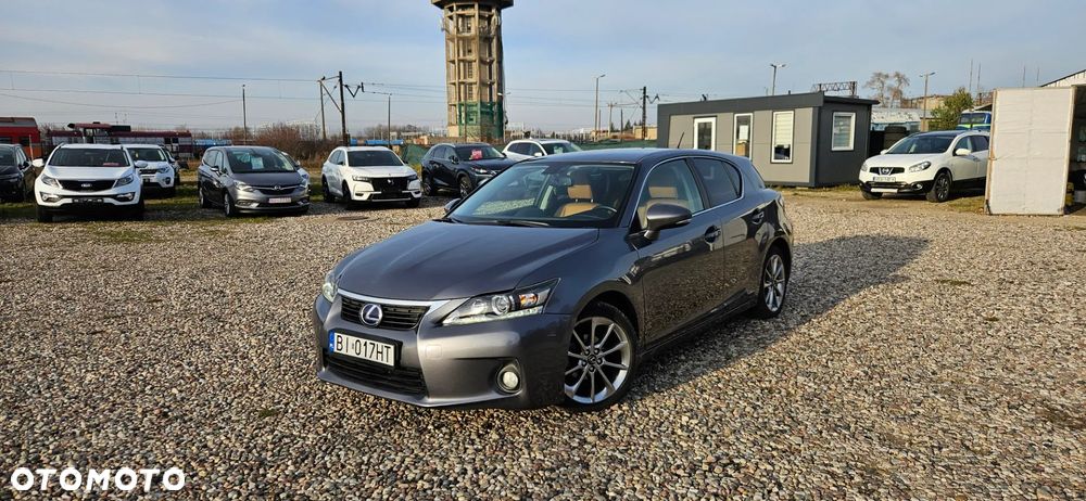 Lexus CT 200h Prestige - 1