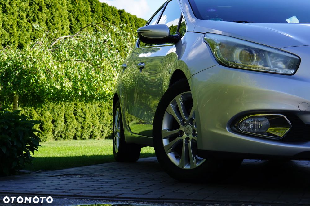 Kia Ceed - 22