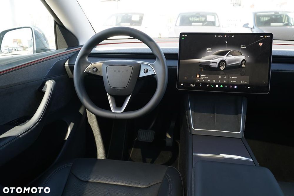 Tesla Y 83.1kWh Long Range RWD - 13