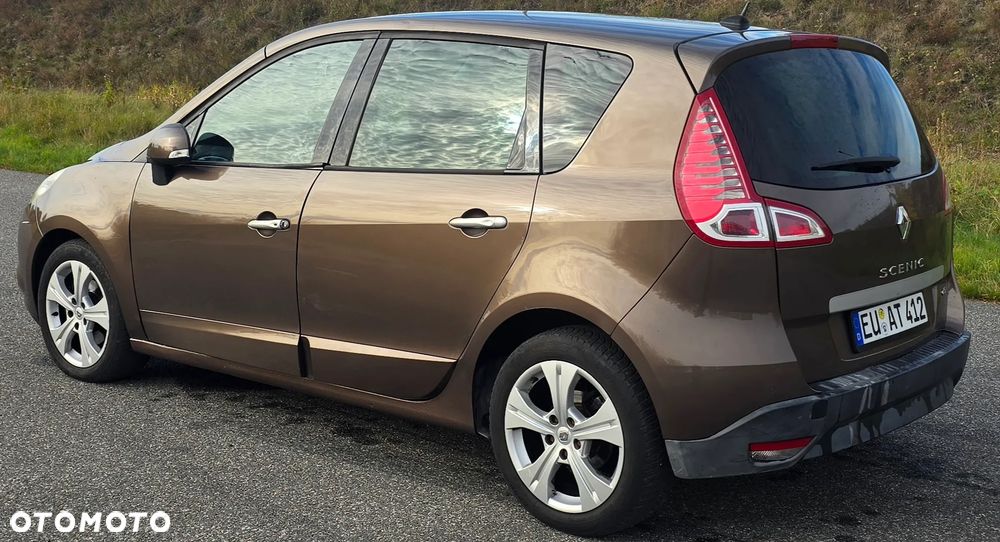 Renault Scenic 2010 photo 4