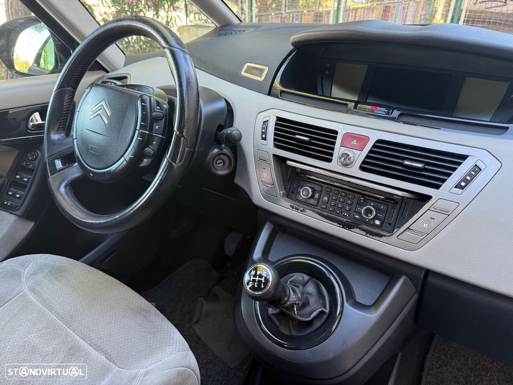 Citroën C4 Picasso 1.6 HDi FAP Exclusive - 10