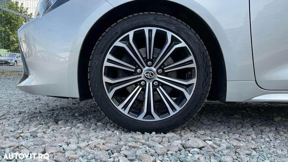 Toyota Corolla 2.0 Business Edition - 25
