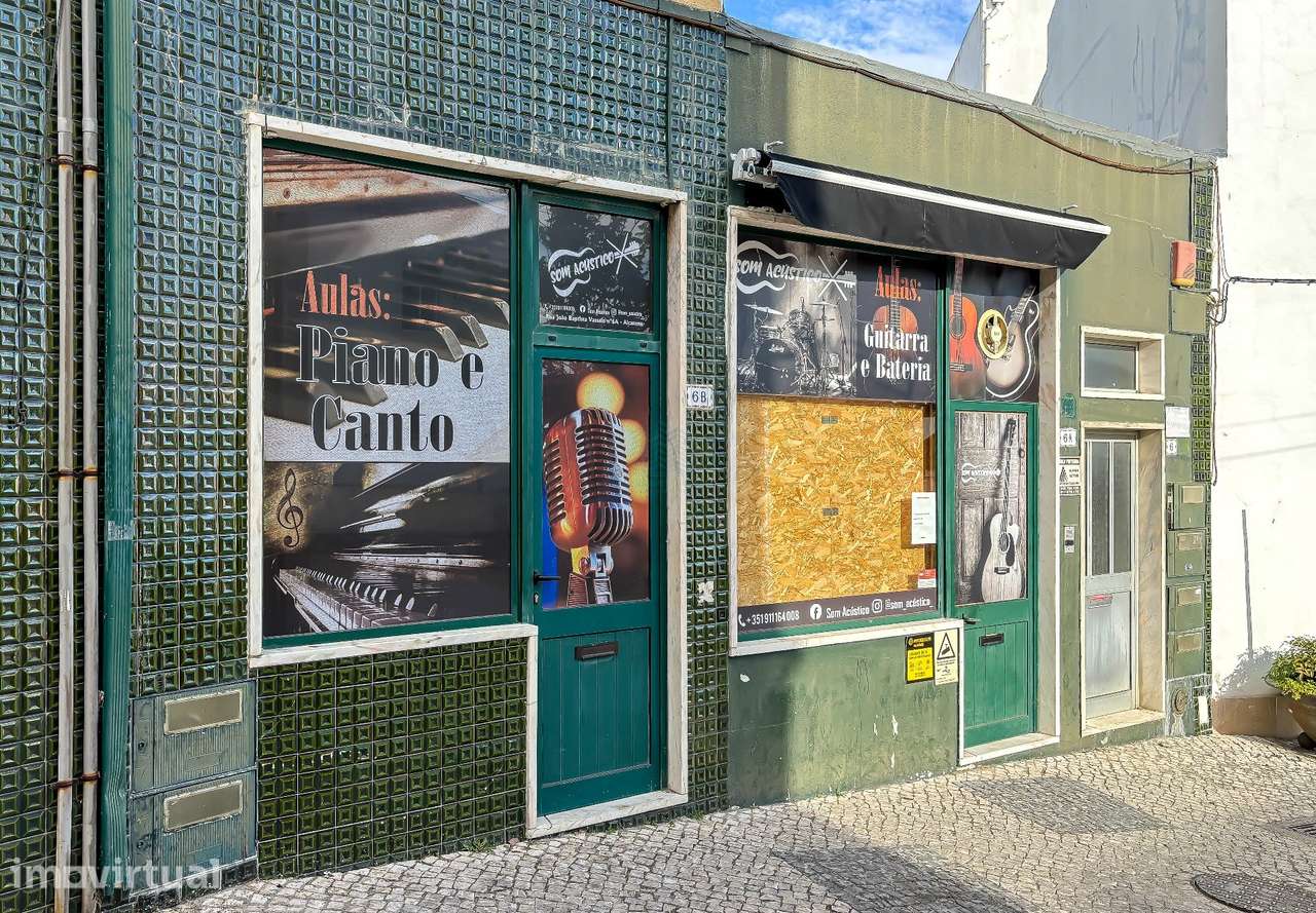 Lote de 5 lojas com rendimento imediato em Alcanena, Santarém - Grande imagem: 4/12