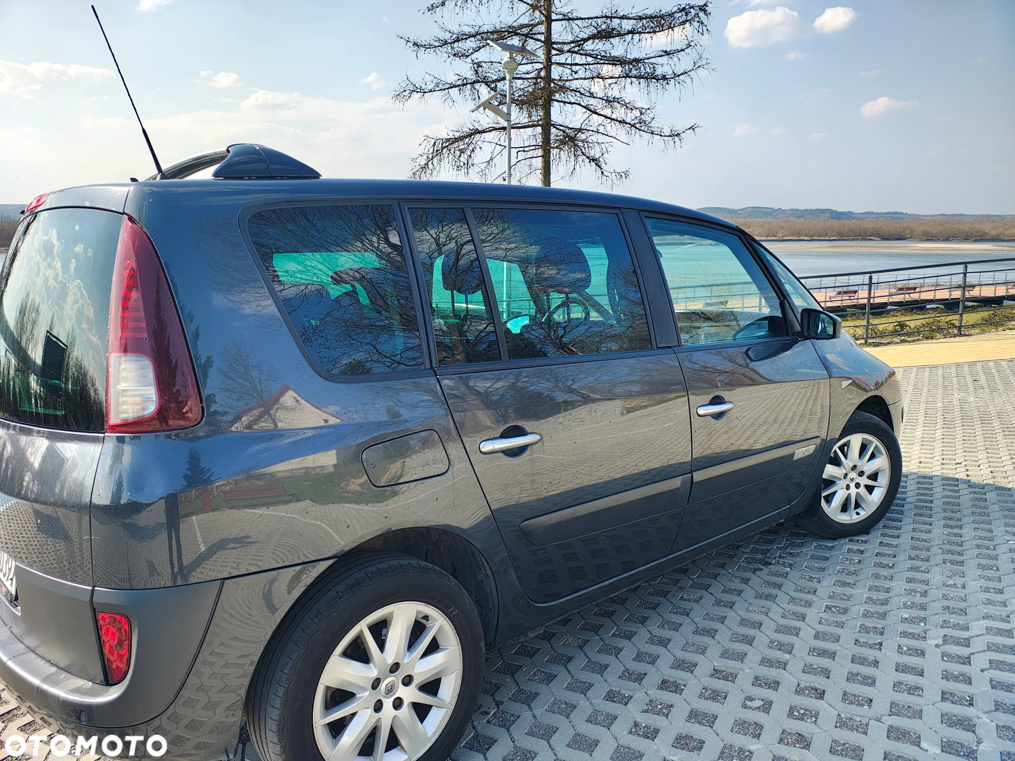 Renault Espace 2.0T Dynamique - 17