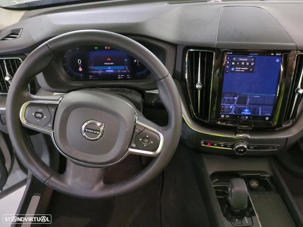 Volvo XC 60 2.0 T6 PHEV Core AWD - 8
