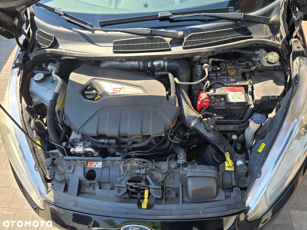 Ford Fiesta ST2 - 10