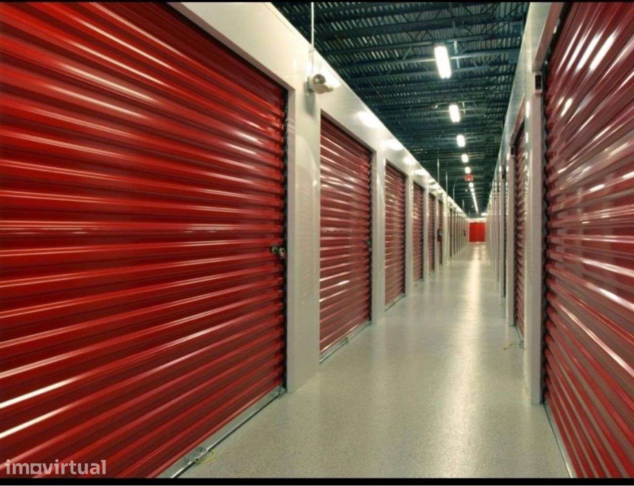ALVERCA GARAGEM,ARRECADAÇÃO, SELF-STORAGE 365 DIAS - Grande imagem: 3/5