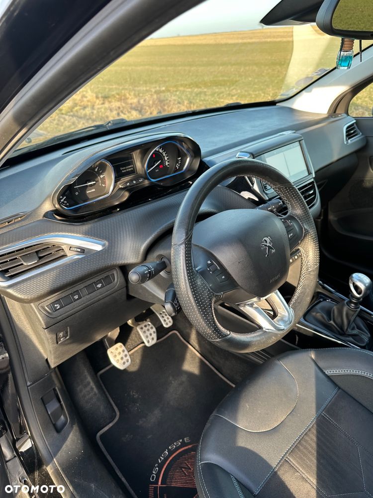 Peugeot 2008 PureTech 130 Stop&Start Crossway - 25