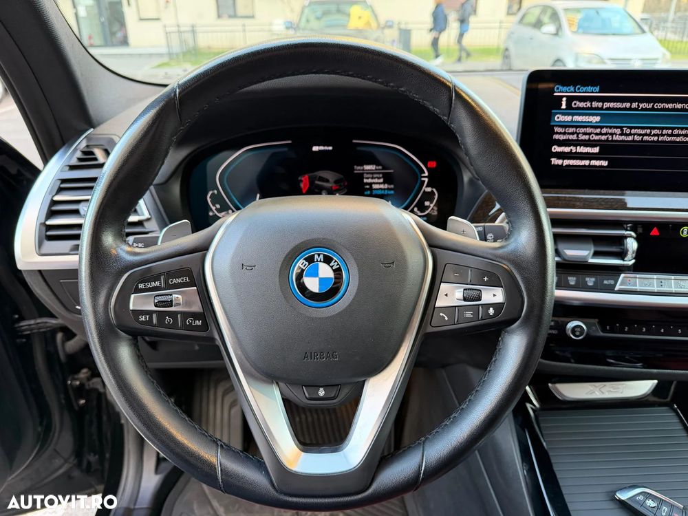 BMW X3 xDrive30e AT PHEV - 16