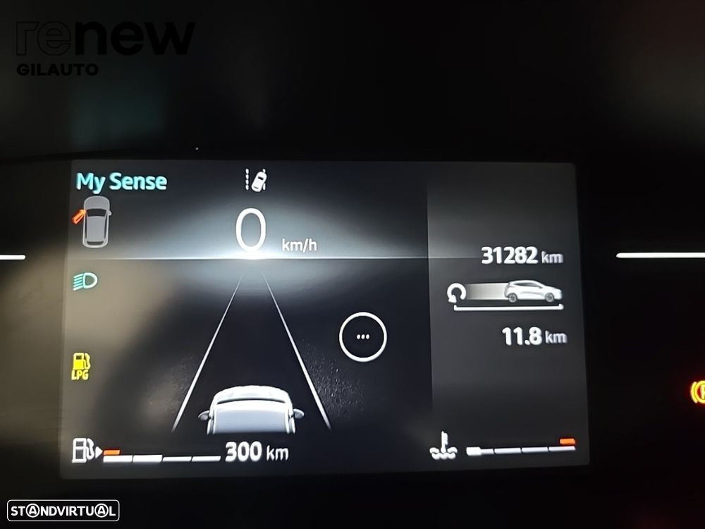 Renault Clio 1.0 TCe Techno Bi-Fuel - 12