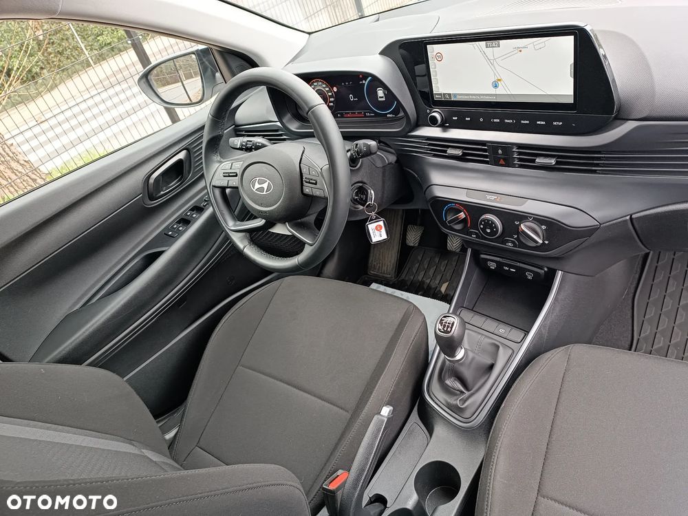 Hyundai i20 - 17