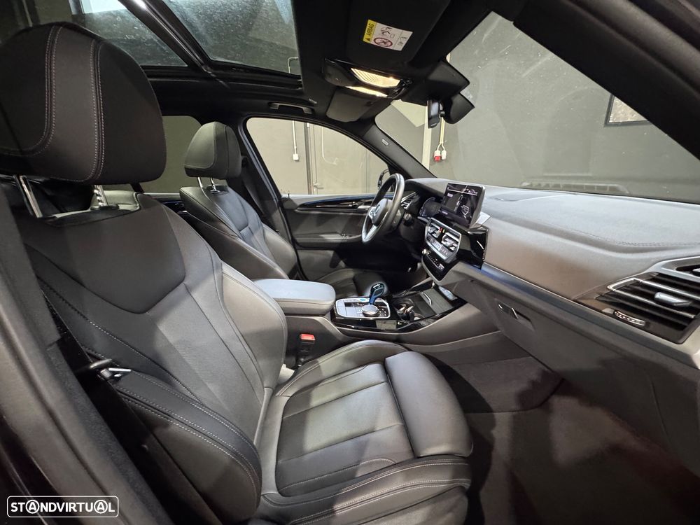BMW iX3 M Sport Impressive - 33
