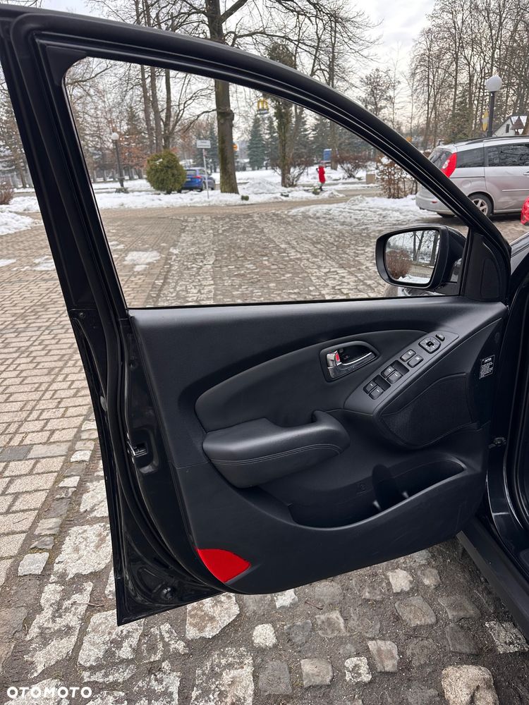 Hyundai ix35 2.0 CRDi 4WD Automatik Premium - 13