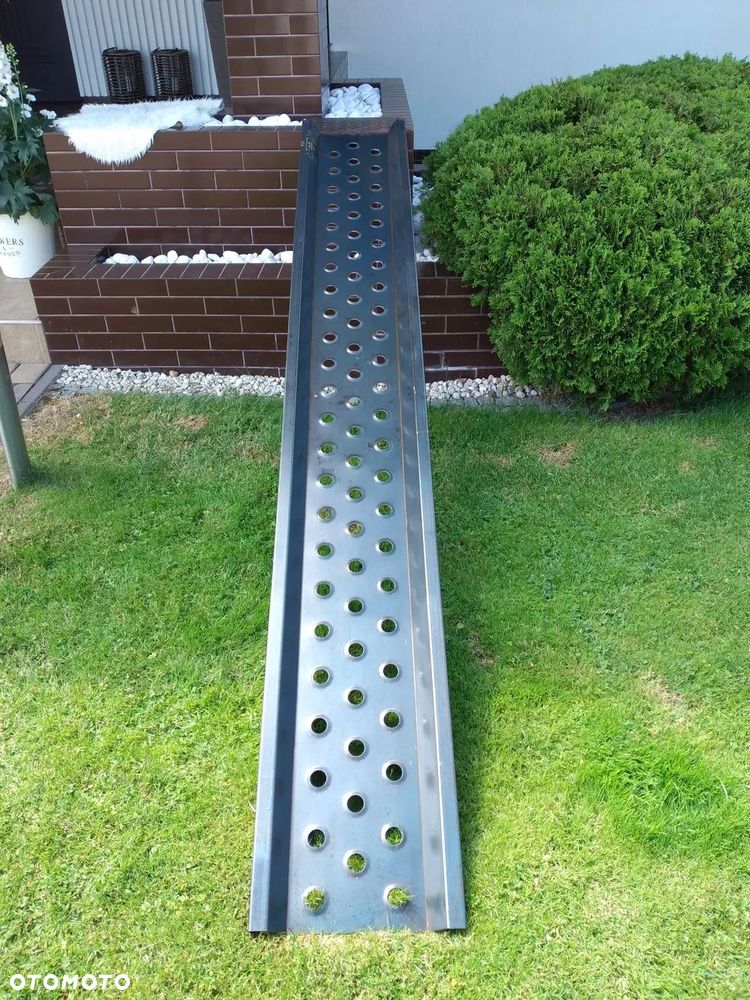 TRAPY WJAZDOWE PODJAZDY NAJAZDY STALOWE szerokość 180-500mm Motocyklowe koparki kosiarki wózki inwalidzkie komponenty do budowy trap blacha rynna zawieszki płetwa ceownik - 9
