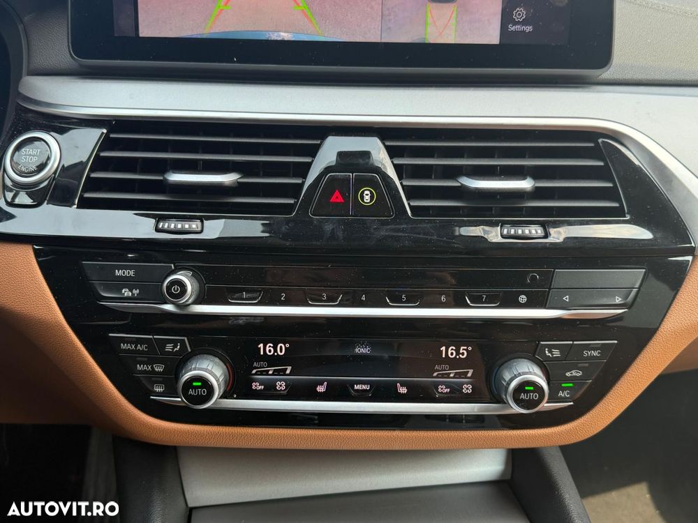BMW Seria 5 520d xDrive AT MHEV - 14