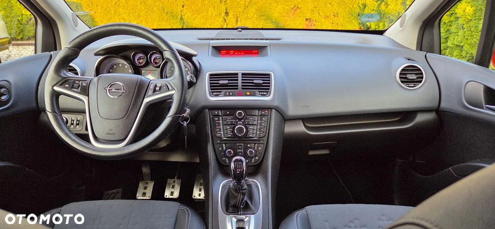 Opel Meriva - 11