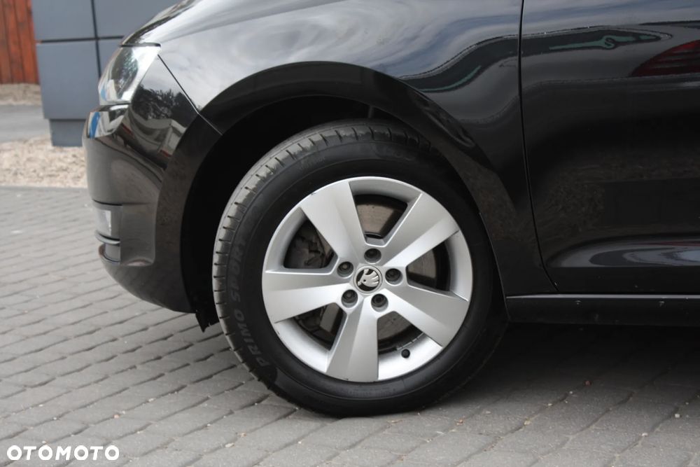 Skoda RAPID 1.0 TSI Style - 14