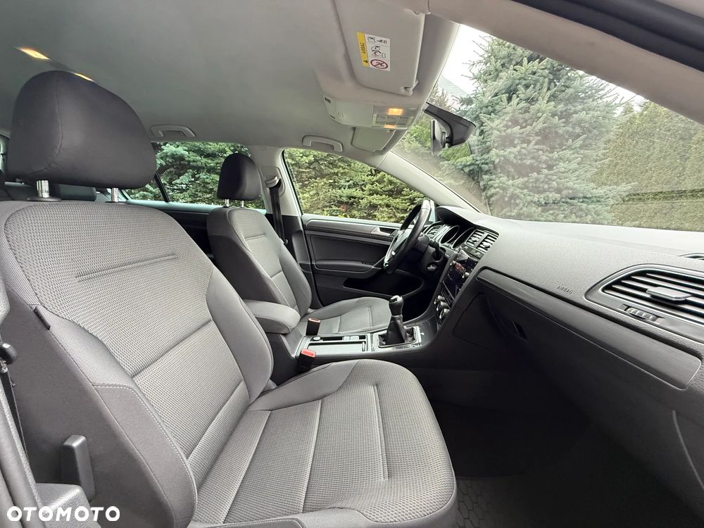 Volkswagen Golf 1.6 TDI BMT Comfortline - 25