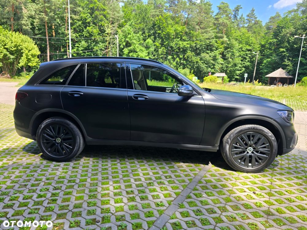 Mercedes-Benz GLC 200 d 4-Matic Business Edition - 3