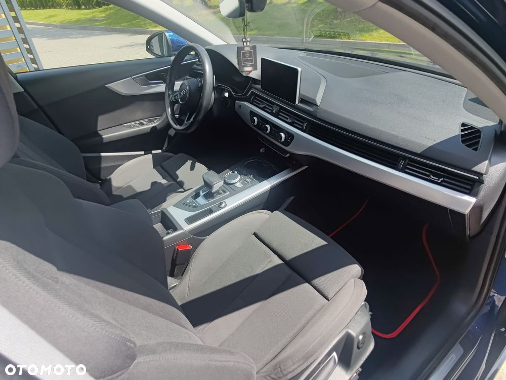 Audi A4 Limousine 1.4 TFSI S tronic - 14