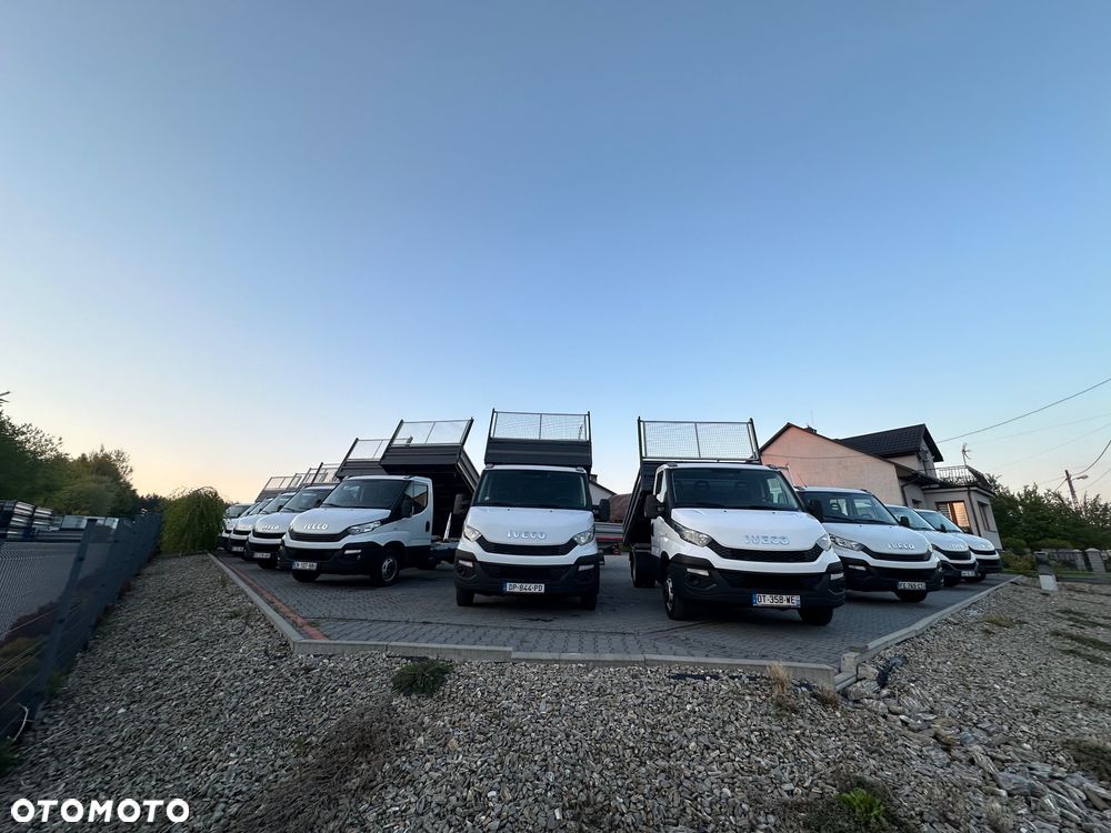 Iveco DAILY 35C15 50C15 50C17 35C14 35C15 35C17 35C18 70C17 72C15 70C18 Chłodnia Mroźnia carrier xarios 8 euro palet - 24