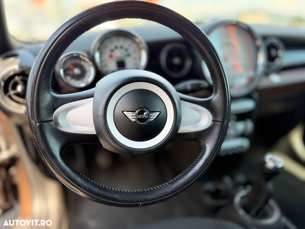 Mini Cooper Standard - 11