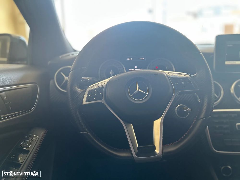 Mercedes-Benz A 180 CDI BE Edition AMG Line - 14