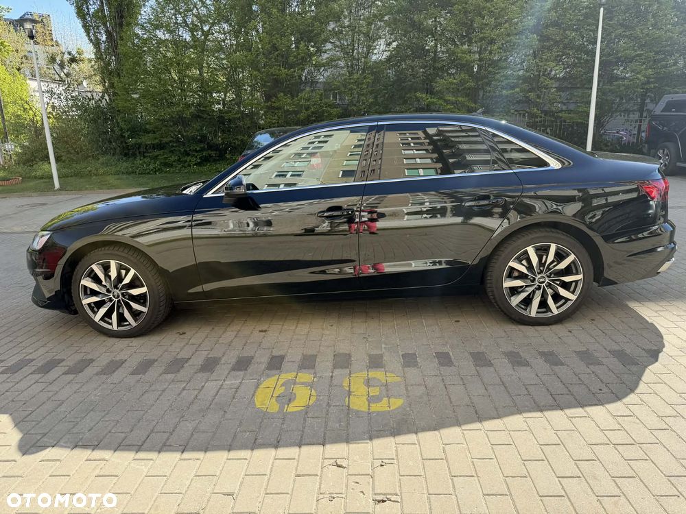 Audi A4 Limousine 35 TFSI mHEV S Line S tronic - 2