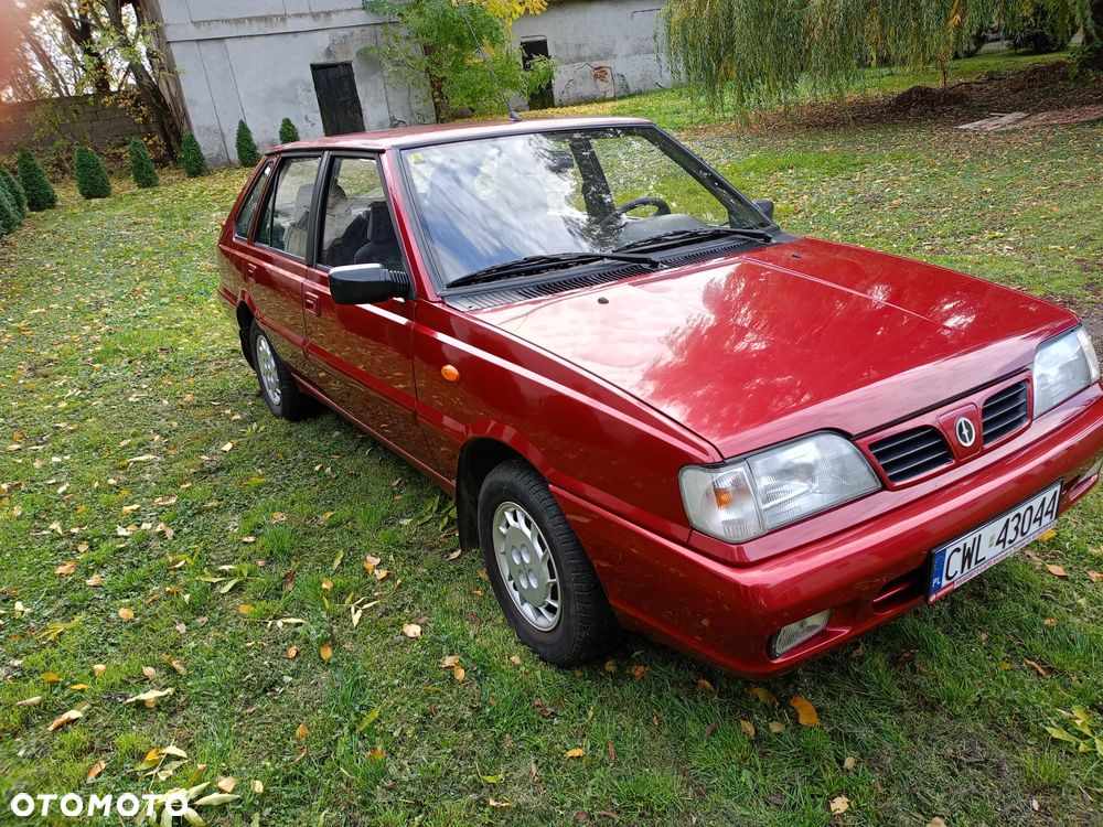 Polonez Caro