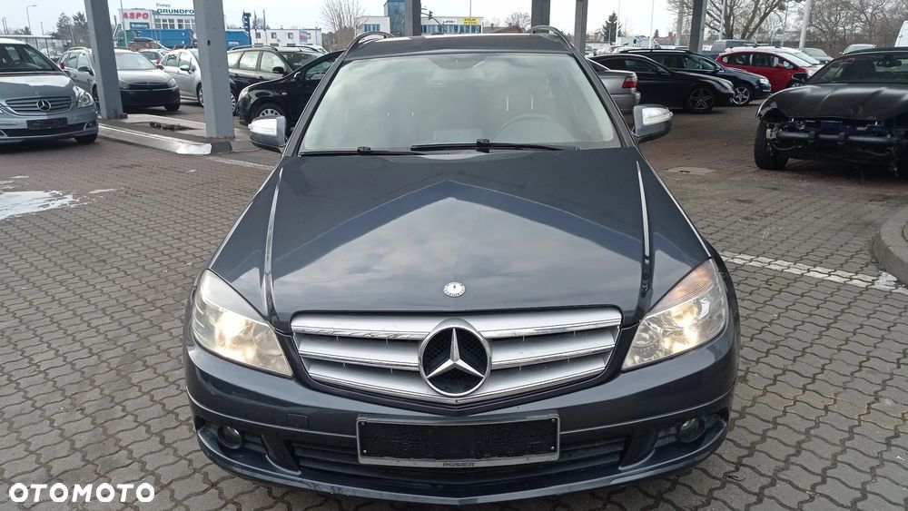 Mercedes-Benz Klasa C 220 CDI DPF Automatik Avantgarde - 37