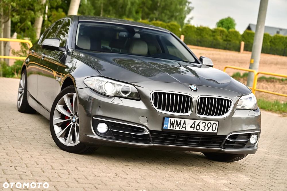 BMW Seria 5 525d xDrive Modern Line - 9