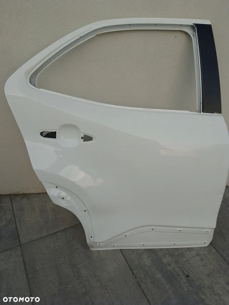2SZT DRZWI PRAWE PRZEDNIE PRAWY TYŁ TOYOTA YARIS CROSS 20- - 4