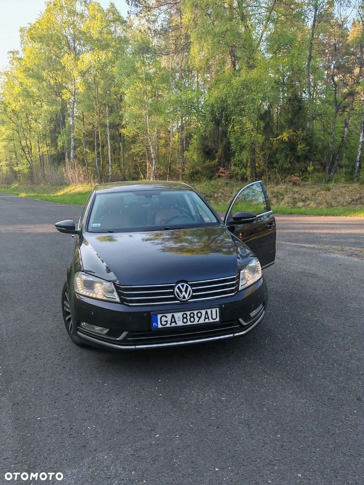 Volkswagen Passat 2.0 TDI Highline - 3
